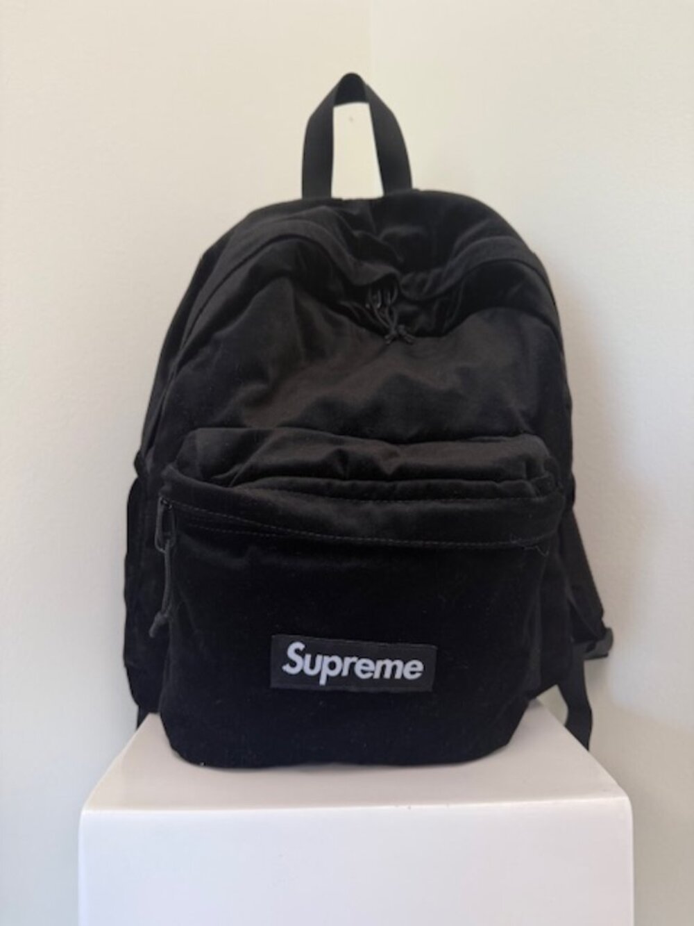 supreme velvet backpak black color